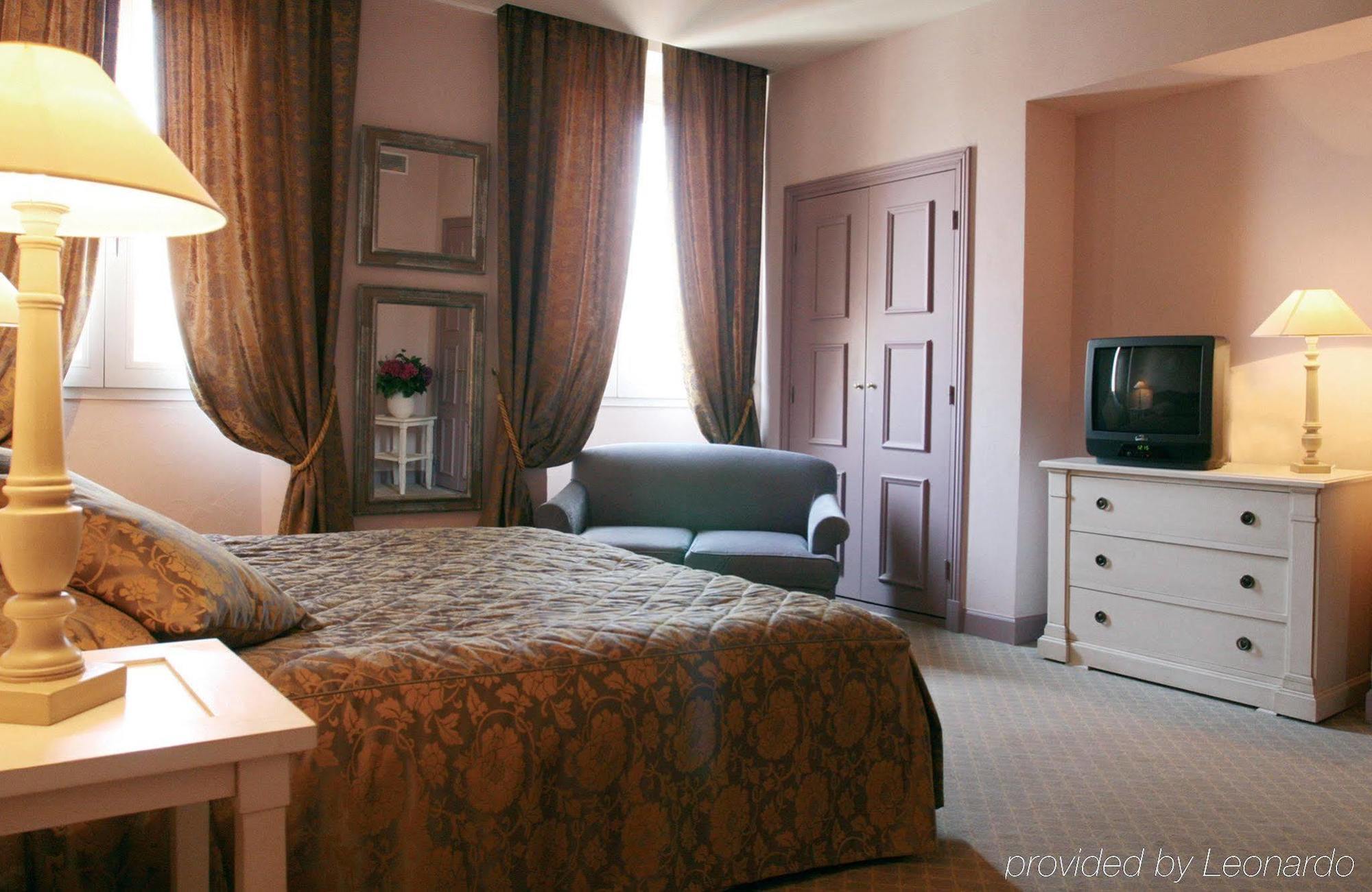 Le Cavendish Hotel Cannes Bilik gambar